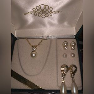 Brand new set of perals never used